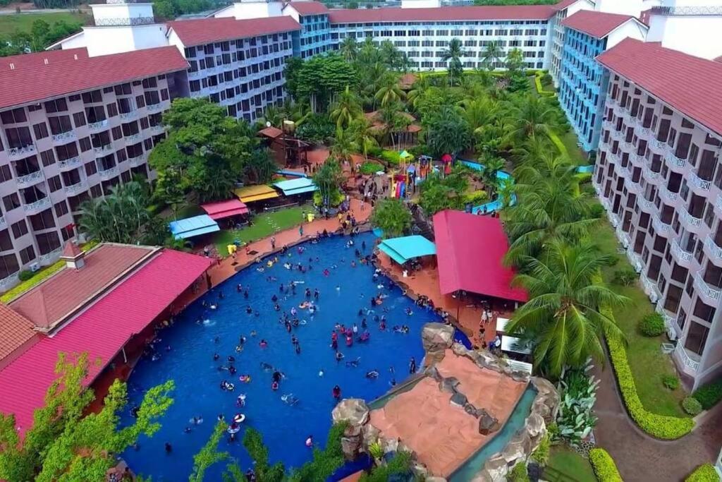 Lotus Desaru Beach Resort, 2 Bdrms, W/Splash Park Bandar Penawar Экстерьер фото