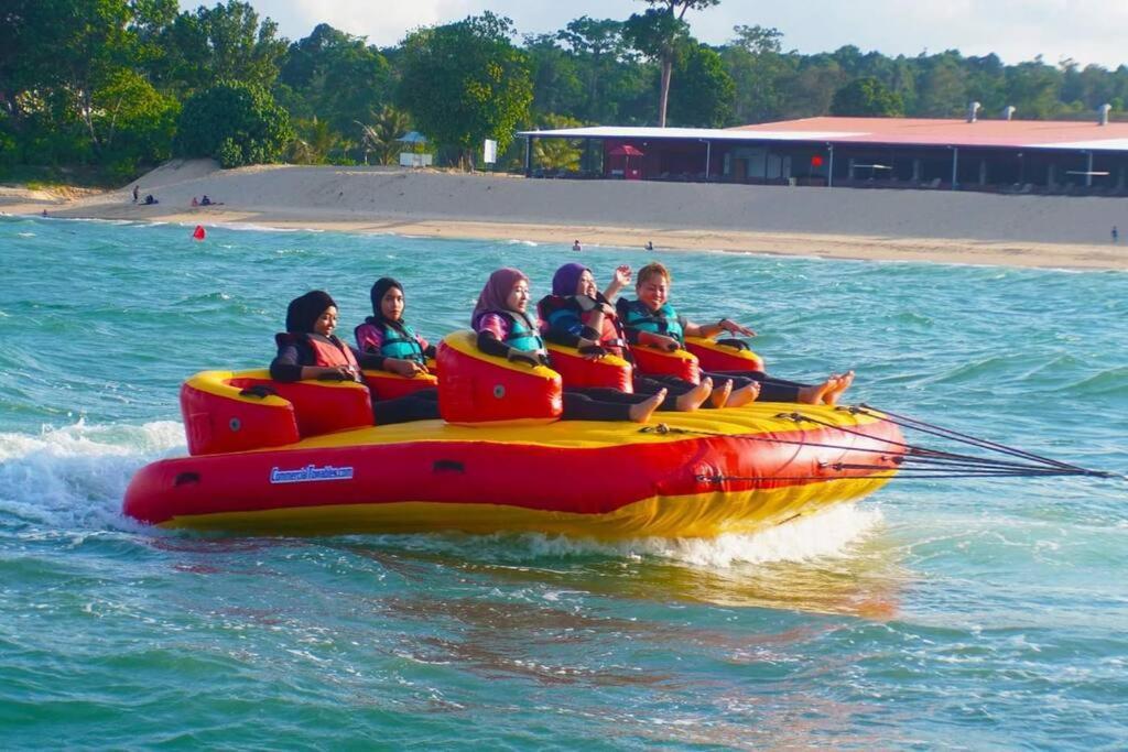 Lotus Desaru Beach Resort, 2 Bdrms, W/Splash Park Bandar Penawar Экстерьер фото