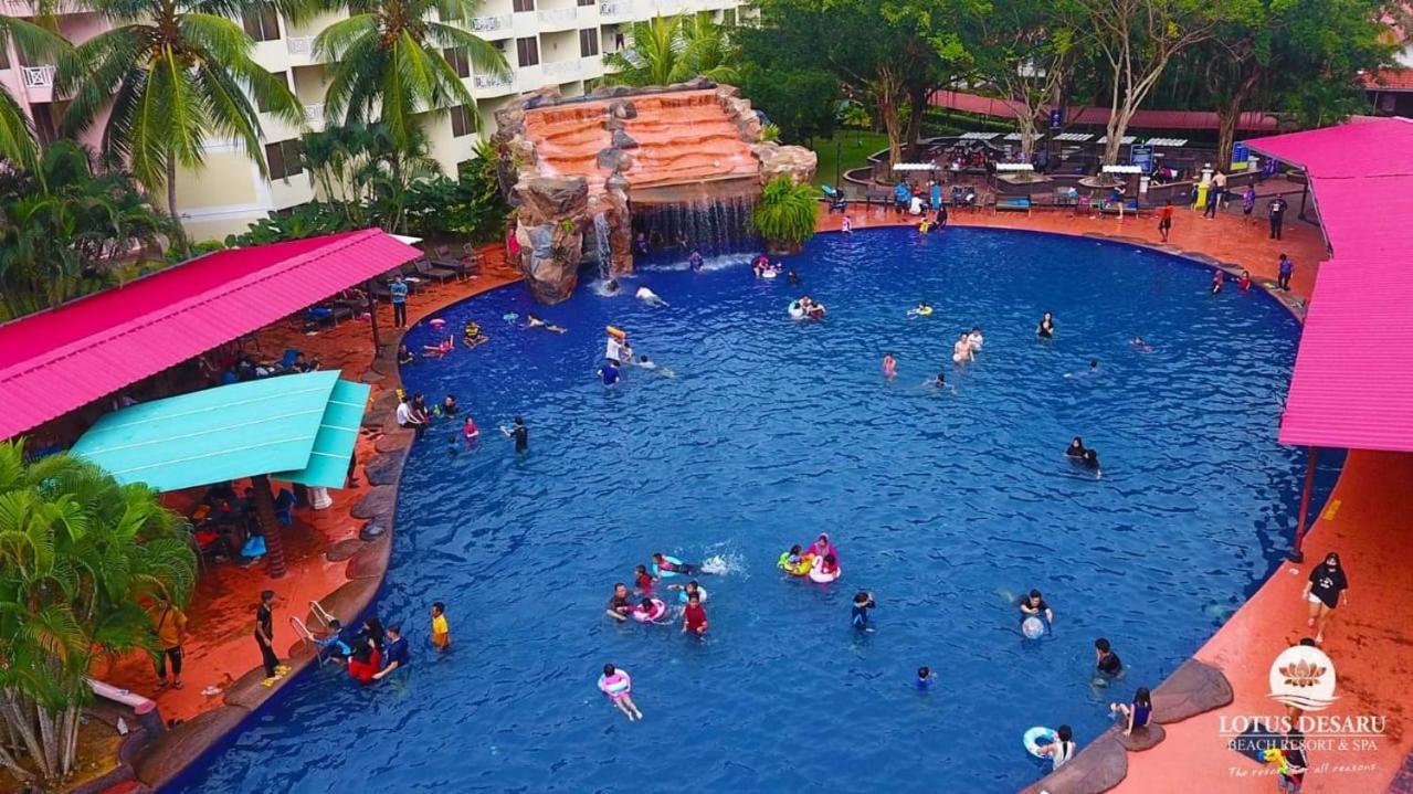 Lotus Desaru Beach Resort, 2 Bdrms, W/Splash Park Bandar Penawar Экстерьер фото